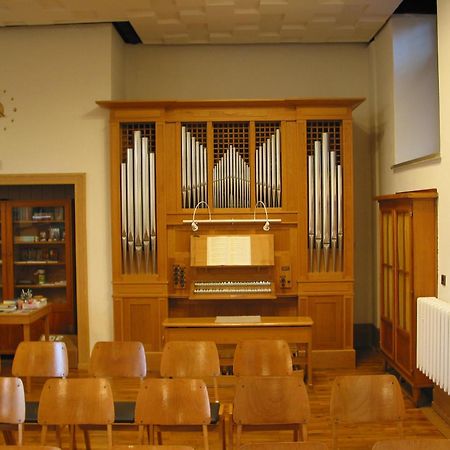 Saechsisches Gemeinschafts-Diakonissenhaus Zion E. V. Ауе Екстериор снимка